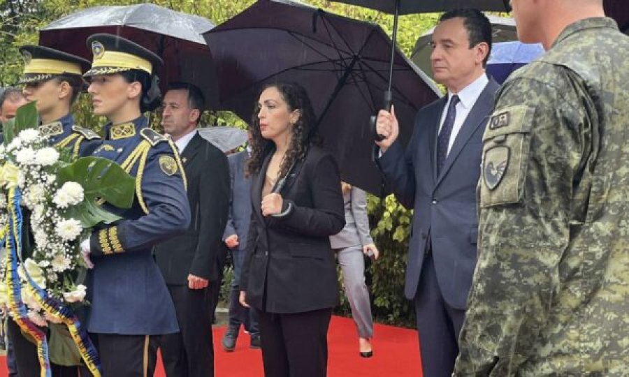 Krerët e shtetit bëjnë homazhe në përkujtim të viktimave të 11 Shtatorit në SHBA