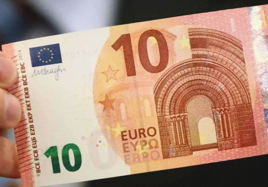 I riu nga Kosova dyshohet se tentoi t’i korruptojë policët në Durrës me 10 euro