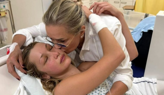 Hadid ndan fotot e Bella-s që po përballet me një sëmundje