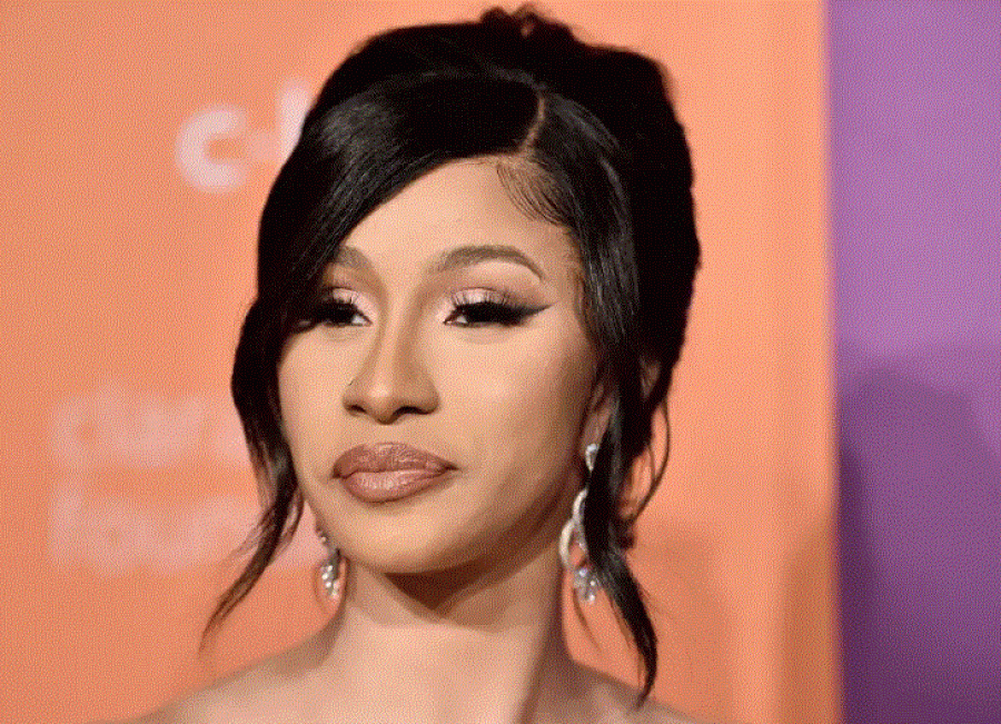 Cardi B arrin një tjetër sukses me albumin e ri 