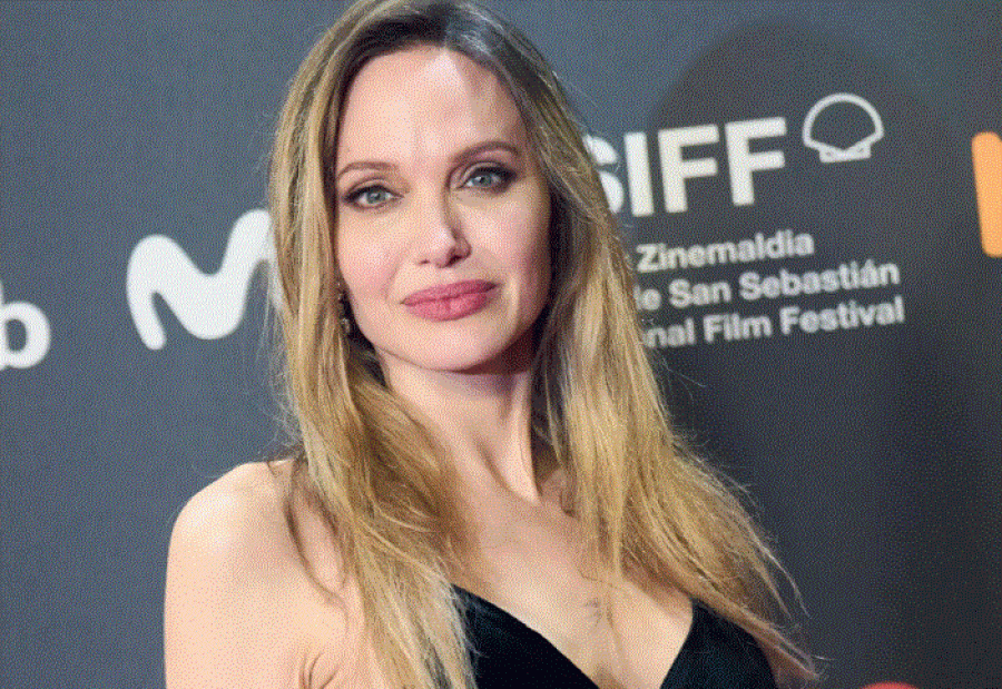 Pse Angelina Jolie po planifikon të largohet nga Hollywood-i?