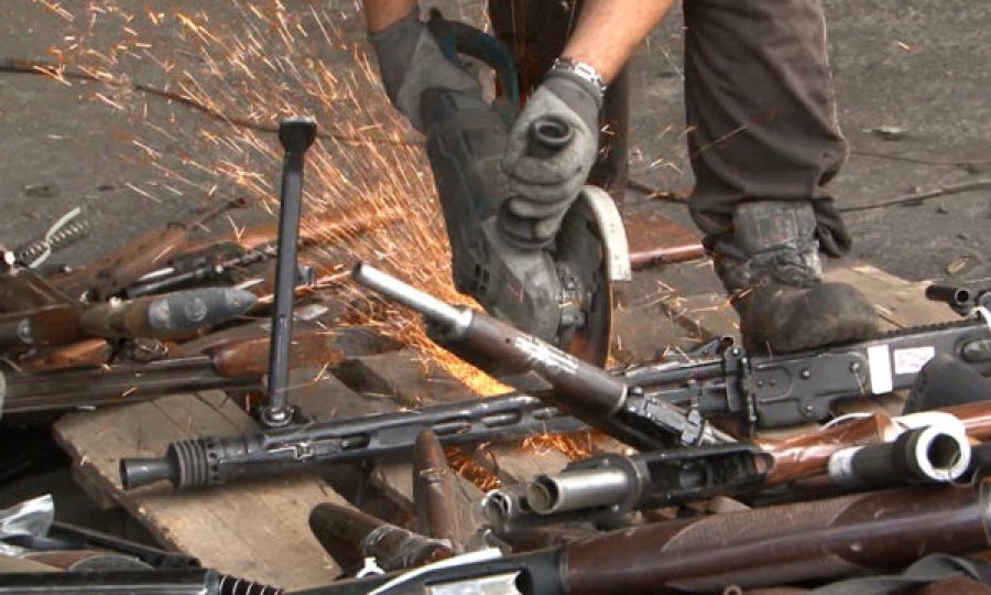 Policia e Kosovës shkatërron mbi 36 mijë armë të konfiskuara që nga viti 1999