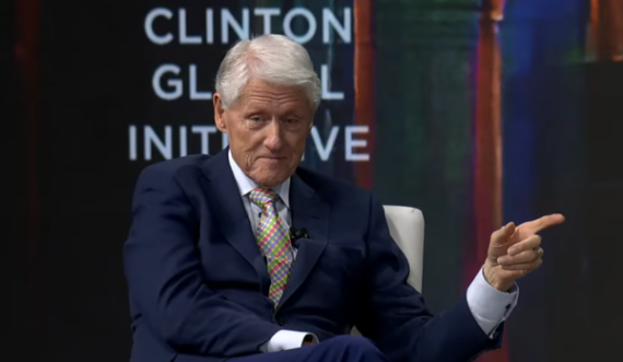 Clinton: Më shihnin të çmendur kur intervenova në Kosovë