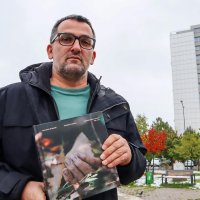 Bajraktari: Debati rreth ekspozitës së Shkëlzen Gashit është një alarm si po trajtohet historia e luftës në Kosovë