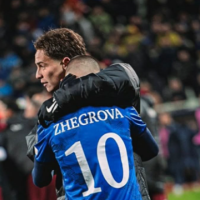 Yildiz publikon fotografi me Edon Zhegrovën