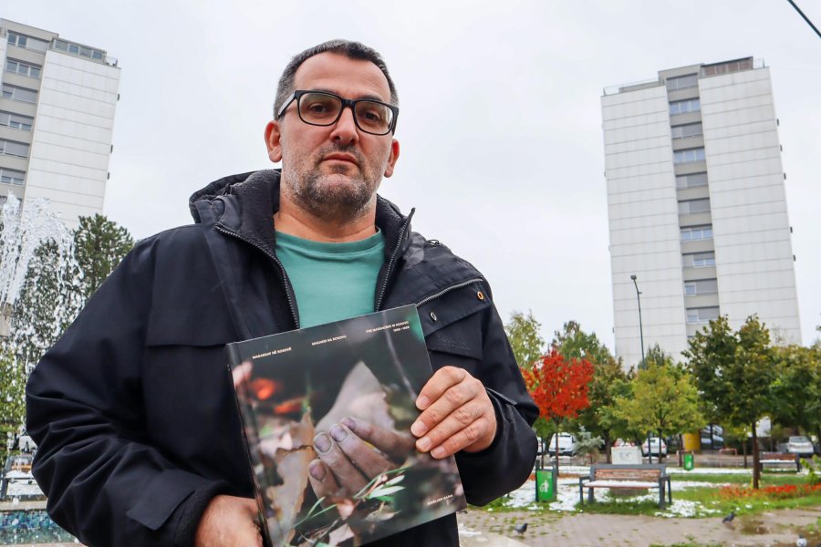 Bajraktari: Debati rreth ekspozitës së Shkëlzen Gashit është një alarm si po trajtohet historia e luftës në Kosovë