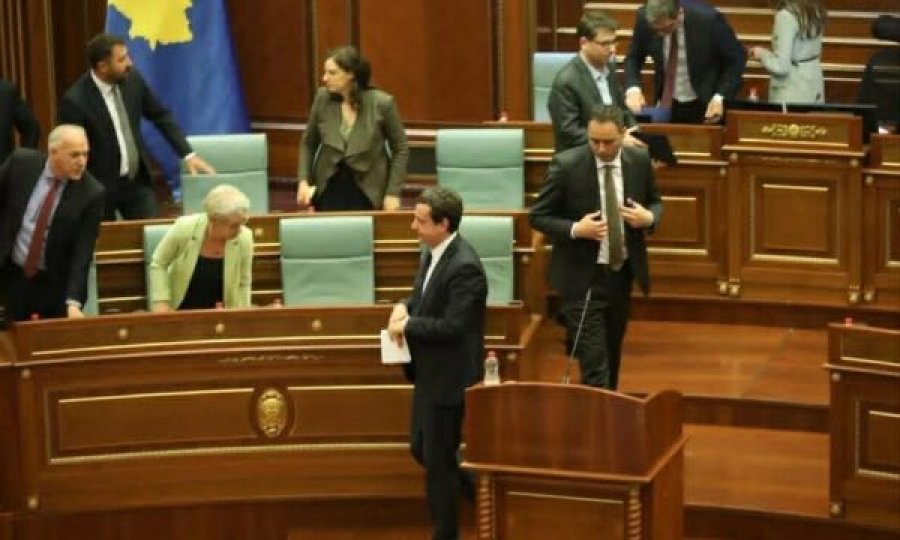 Detaje nga votimi për Presidenten, pro kandidates së VV Feride Rushiti 63 deputetë të shumicës