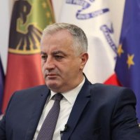 Zeqiraj: Penalizimi i qëllimshëm i Kolonel Rrustem Berishës?!