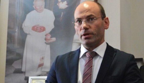 Vehbi Miftari konfirmon shkarkimin nga posti i shefit të Misionit në Vatikan