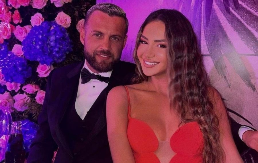 Luizi surprizohet nga Kiara dhe vajza e tij, aty ku tre vite më parë...