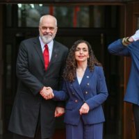 Osmani e Rama në takim diskutuan për koordinimin e vazhdueshëm Kosovë-Shqipëri 