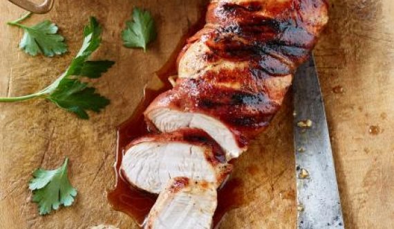 Recetë: Kofshë gjel deti me kërpudha