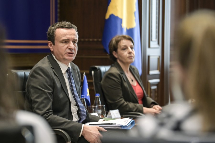 Kurti i ka treguar opozitës se ku mund t’i gjejnë emrat që ai po ua kërkon për President 