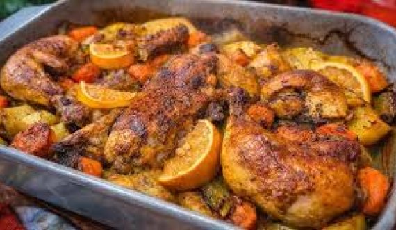 Recetë: Tavë me mish pule dhe perime