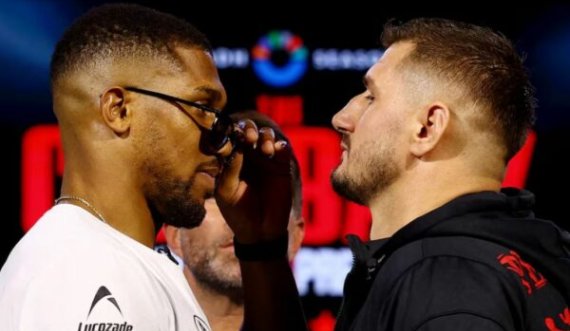 Kristian Prenga ia thotë në sy Anthony Joshuas: Unë nuk flas shumë por godas fort