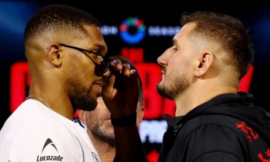 Kristian Prenga ia thotë në sy Anthony Joshuas: Unë nuk flas shumë por godas fort