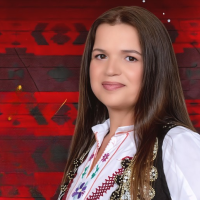 Hajrije Preniqi: Është e rëndësishme të ecim me kohën, por pa i harruar rrënjët dhe identitetin tonë kulturor