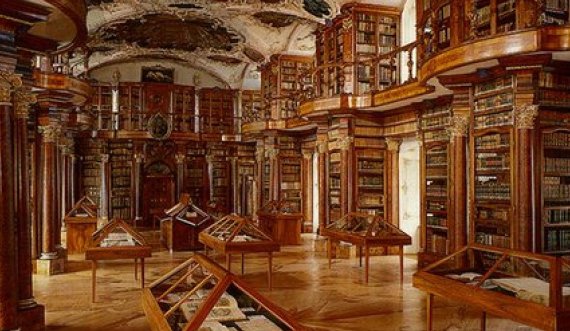 Kjo është biblioteka me mbi 1300 vite histori