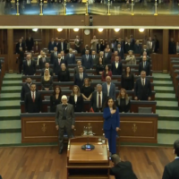 Ka nisur seanca solemne për shënimin e 28-vjetorit të Epopesë së UÇK-së