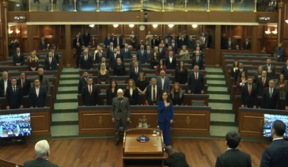 Ka nisur seanca solemne për shënimin e 28-vjetorit të Epopesë së UÇK-së