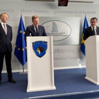 BE flet për dialog pasi Kurti e negocioi zbatimin e ligjit për të huajt 