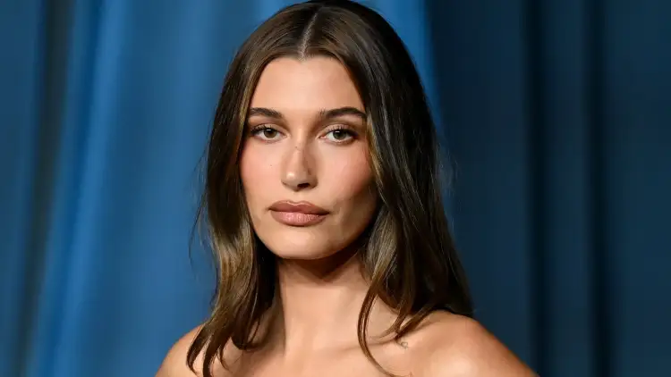 Hailey Bieber ka rikthyer edhe një herë vëmendjen te eleganca