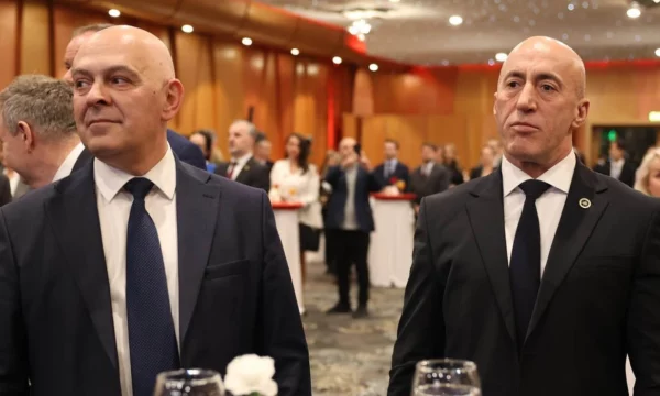 Haradinaj: Listës së AAK’së i prin Ardian Gjini, shembull i qeverisjes