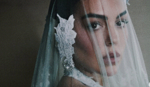 Georgina Rodriguez shkëlqen me vello në 'Met Gala'