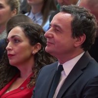 Osmani godet Kurtin: Çfarë ke folur me Vuçiçin dhe Lajçakun brenda një dhome? 