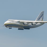  Avioni më i madh në botë i transportit ushatrak ka ateruar në Kosovë