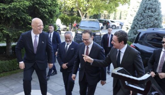 Kurti ka prezantuar perspektivat e Qeverisë për investime para investitorëve turq 