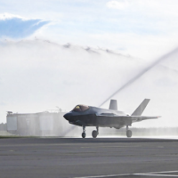 Mbërrijnë avionët e parë luftarakë F-35